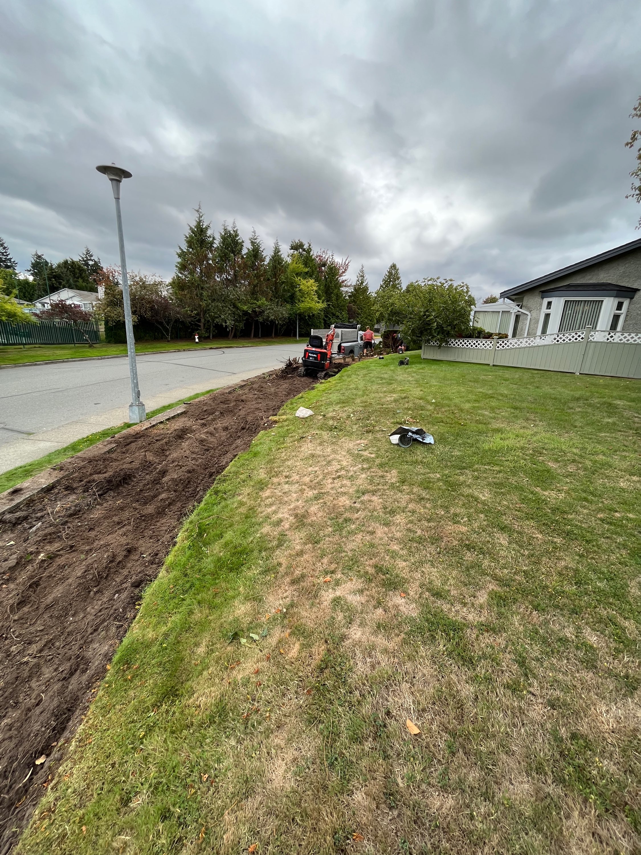 Concrete breaking and removal